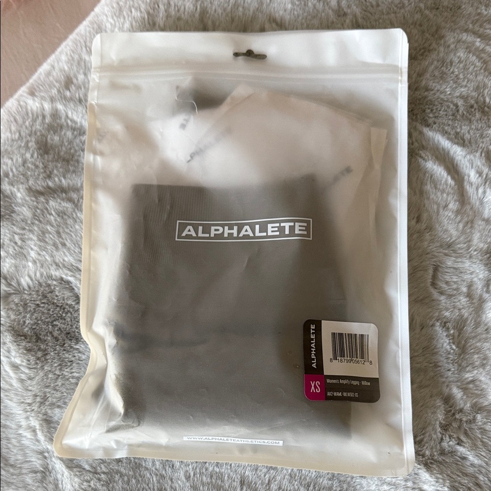 Alphalete Amplify Leggings - Color: Willow